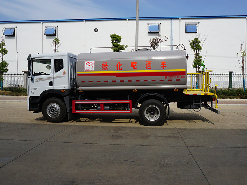 中潔牌XZL5183GPS6型綠化噴灑車(chē)