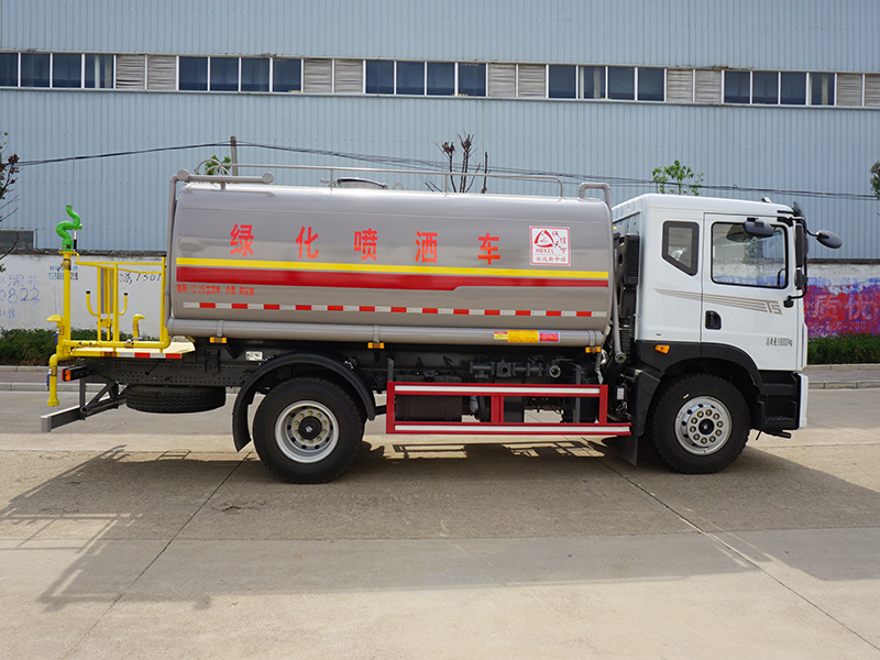 中潔牌XZL5183GPS6型綠化噴灑車(chē)